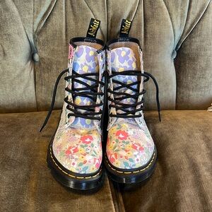Dr. Martens boots! New!